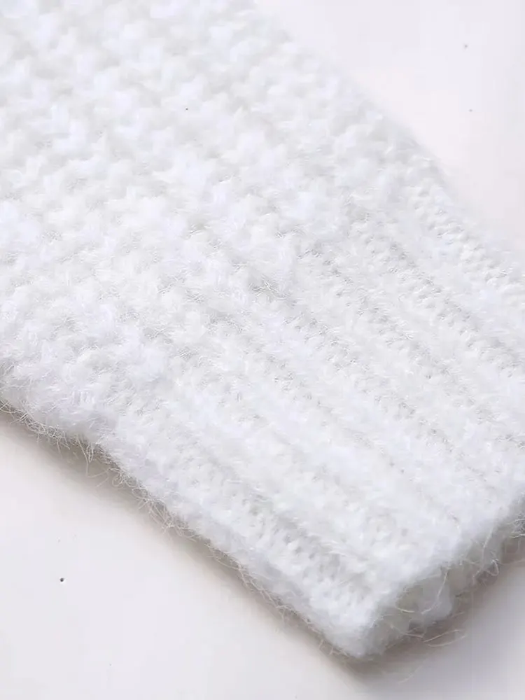 Женский Асимметричный свитер с открытыми плечами длинным рукавом