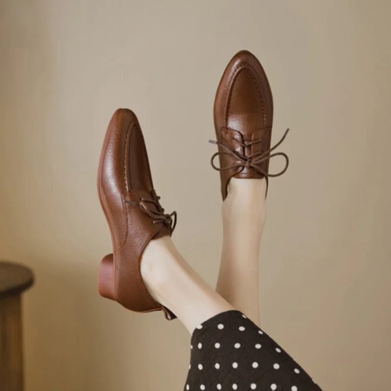 Женские однотонные туфли Laether Новинка весна-осень 2024 на толстом каблуке с острым