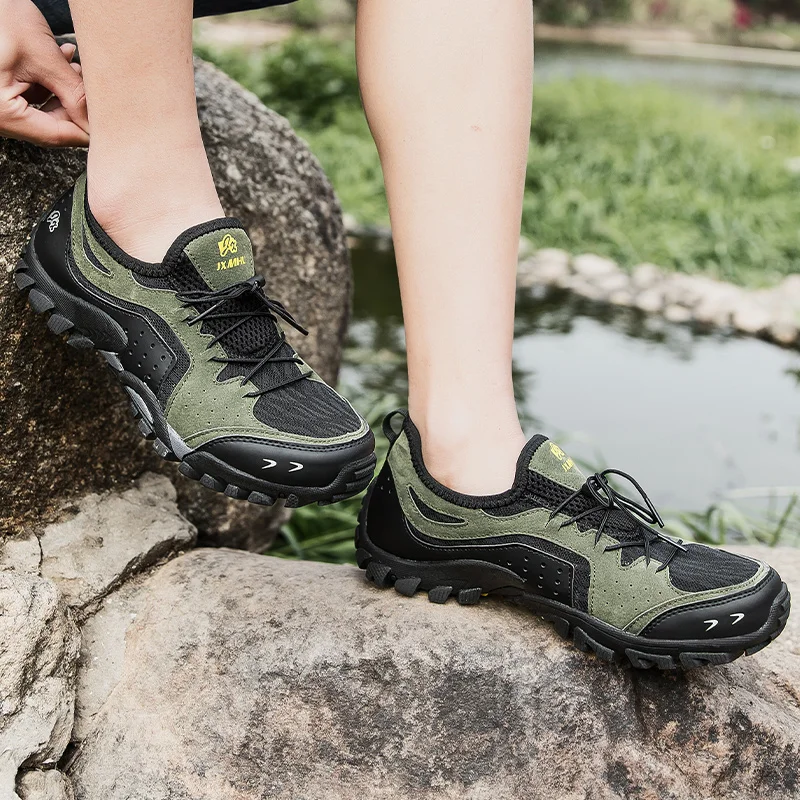 Summer Oudoor Couple Shoes Women Men Trekking Shoes High Quality Climbing Hiking Sneakers Male Non-Slip Mountaineering Shoes