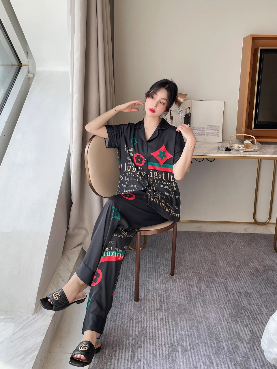 [Women's pajamas] [high-quality]New Couple Pajamas Men and Women's Spring/Summer Simulated Silk Thin Sweet Home Fur Set
