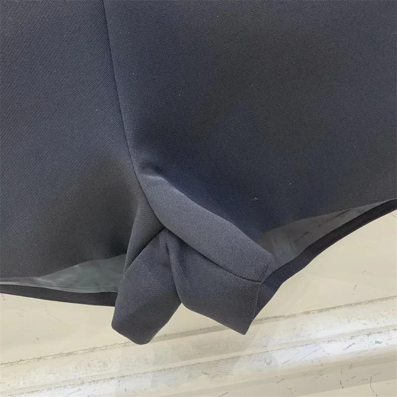 2023 Summer New Retro Chic Design Beaded Bowknot Decorative Black Shorts Women Fashion All-Matching Casual Wide-Leg Shorts Femme