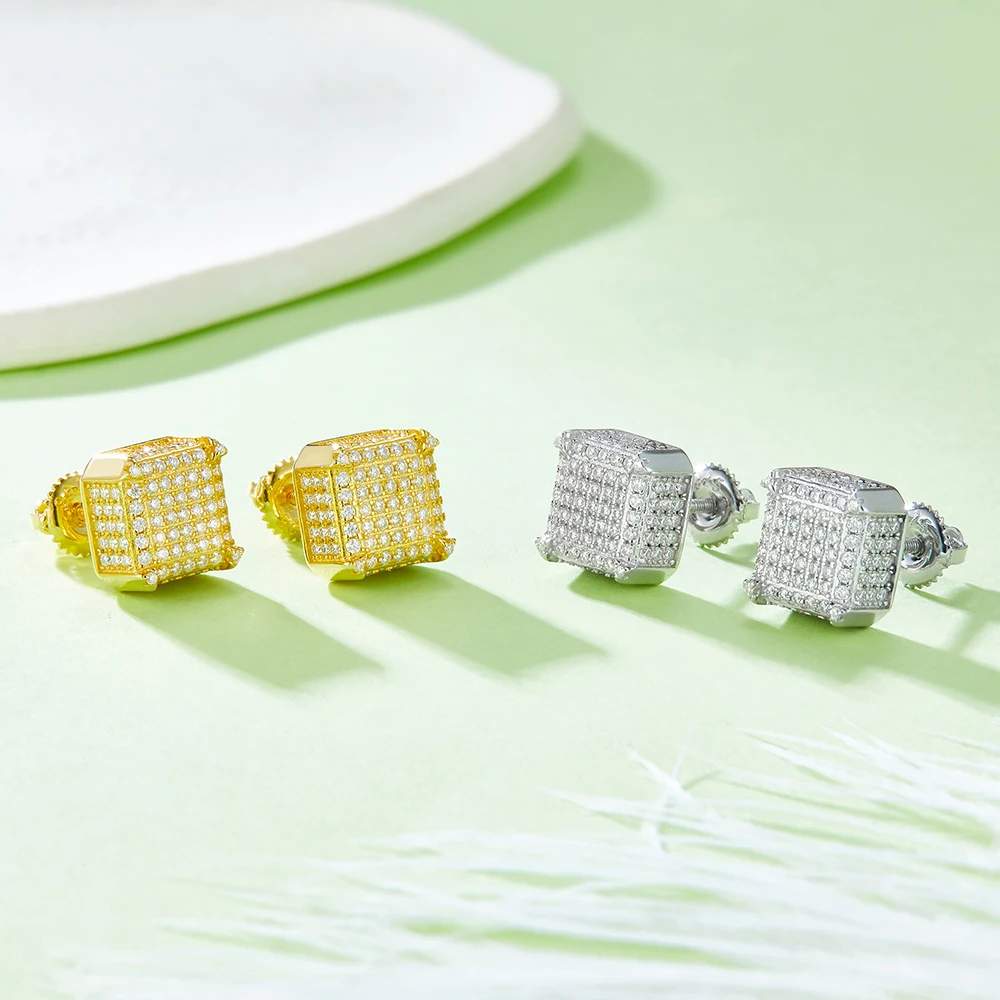 Мужские серьги из серебра 925 пробы с муассанитом