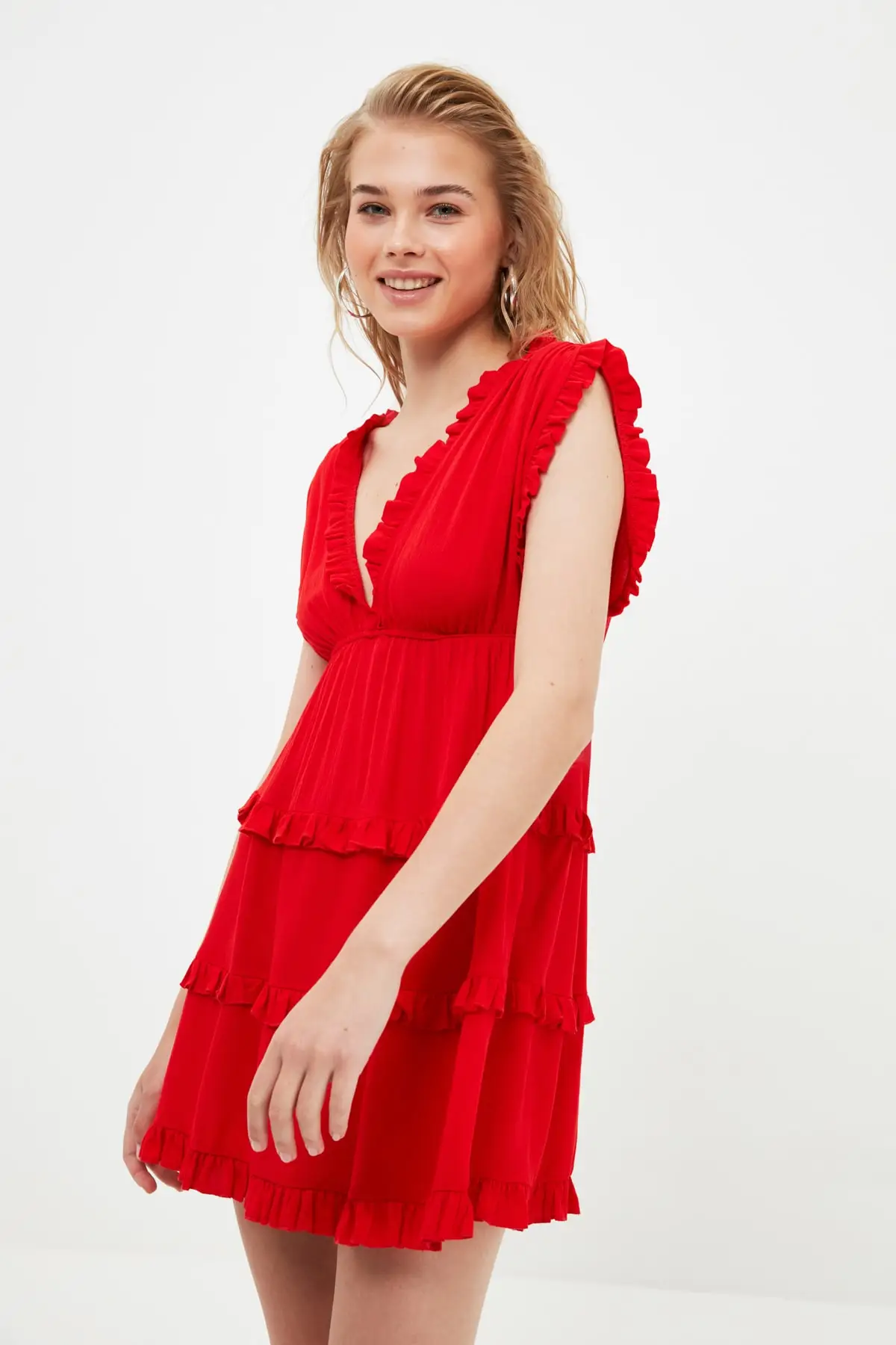 

Trendyol Ruffle Detail Beach Dress TBESS21EL4228