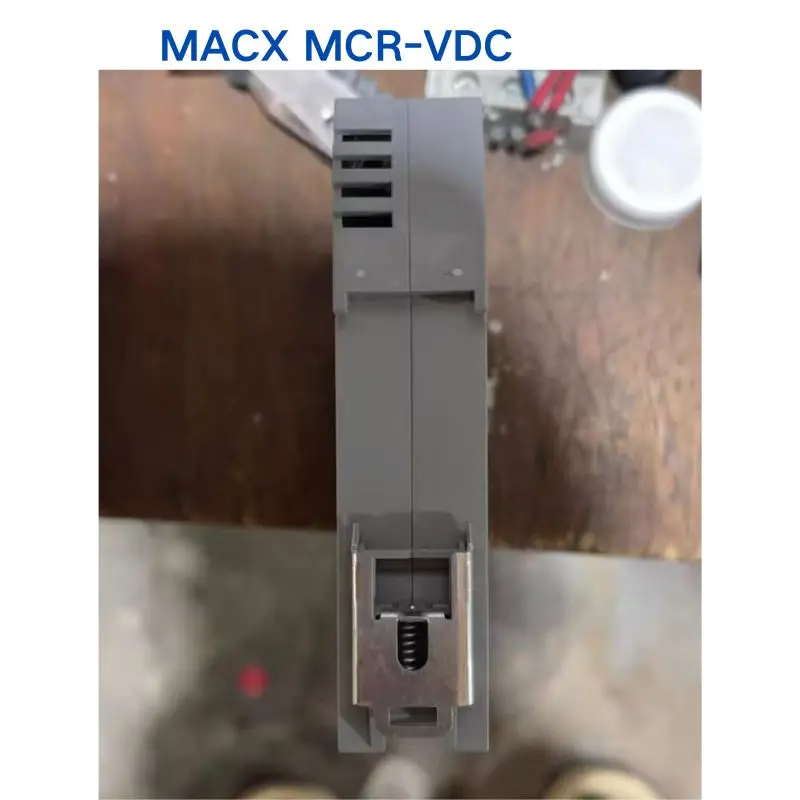 95% новый передатчик PHOENIX MACX MCR-VDC 2906242