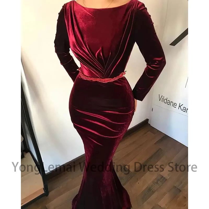 

Bateau Mermaid Long Sleeves Burgundy Prom Gowns With Pearls Sash Runway Dresses Elegant Velvet Evening Dresses Vestidos De Noche