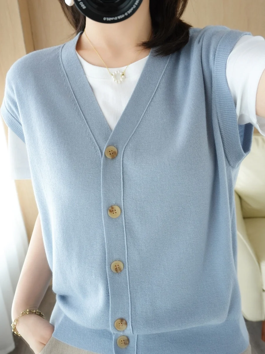 

Autumn Tank Top V-Neck Cardigan Women's Sleeveless Outer Short Vest Thin Knitted All-Match Vest Cute Tops Crochet Tank Top Women