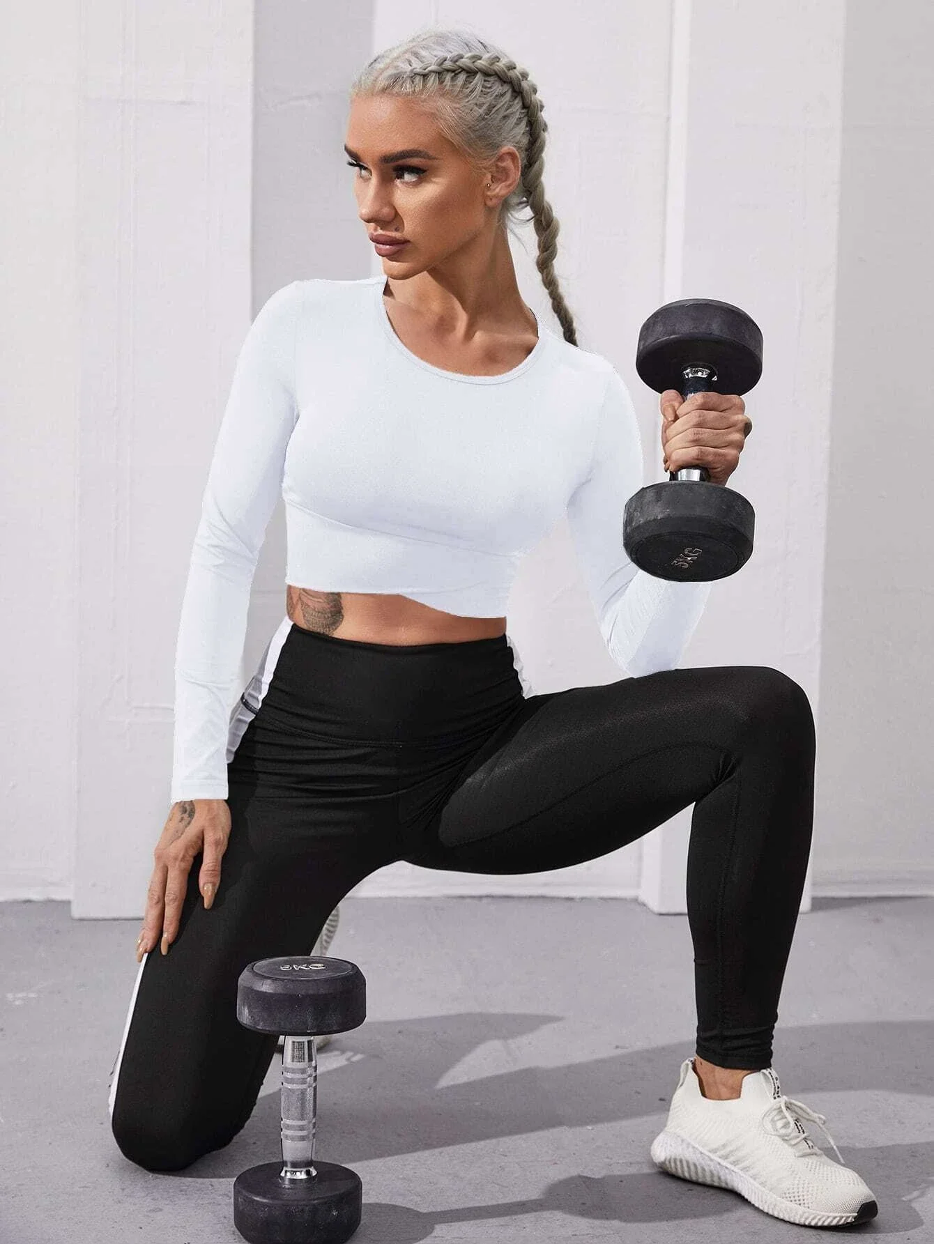 

tops Solid Crop Slim Sports Tee