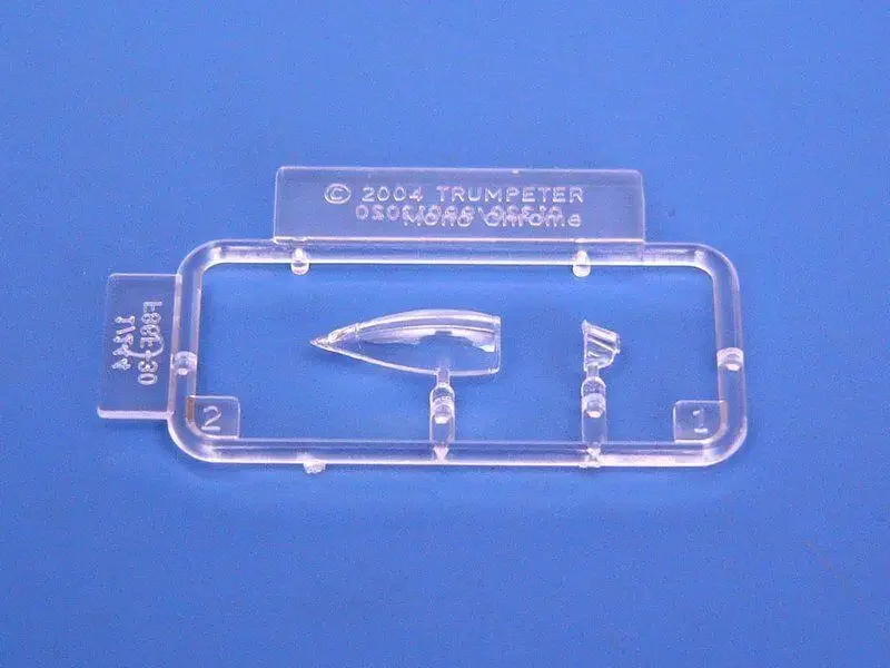 Trumpeter 01321 Комплект пластиковой модели Sabre 1/144 F-86F-40-NA