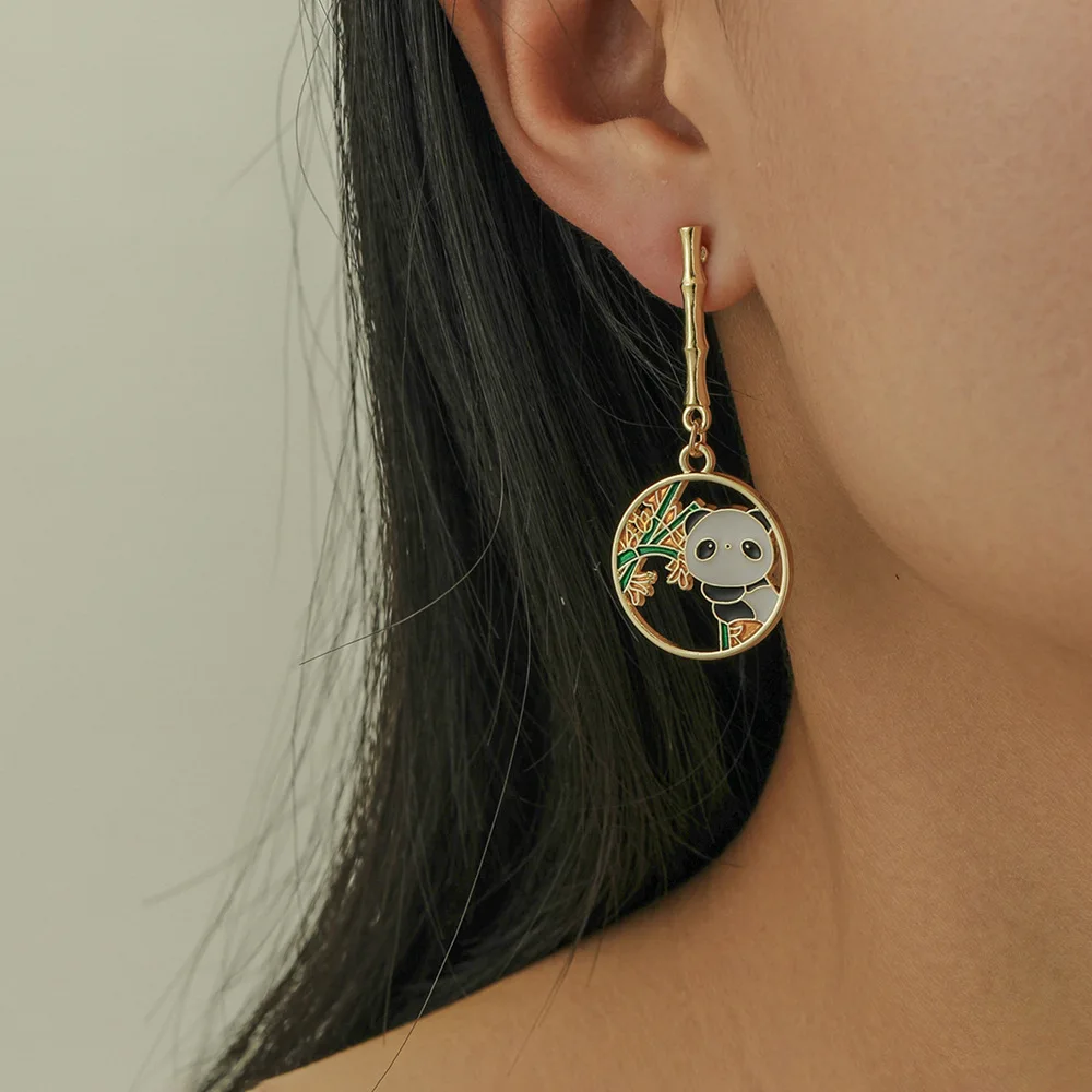 

Cute Round Panda Earrings For Women Lovely Animal Dangle Drop Earrings Vintage Jewelry Gift Brincos