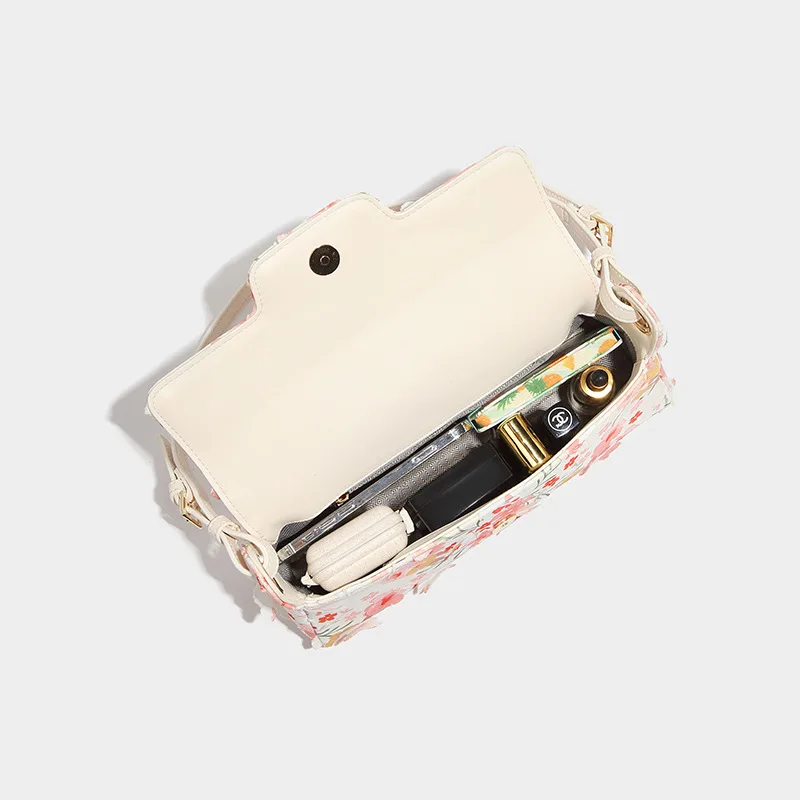 2022 autumn new printed underarm bag light luxury temperament shoulder bag women's bag niche high-end texture flower bag