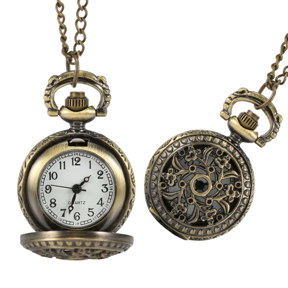 

2023 Fashion Vintage Women Pocket Watch Alloy Retro Hollow Out Flowers Pendant Clock Sweater Necklace Chain Watches Lady Gift