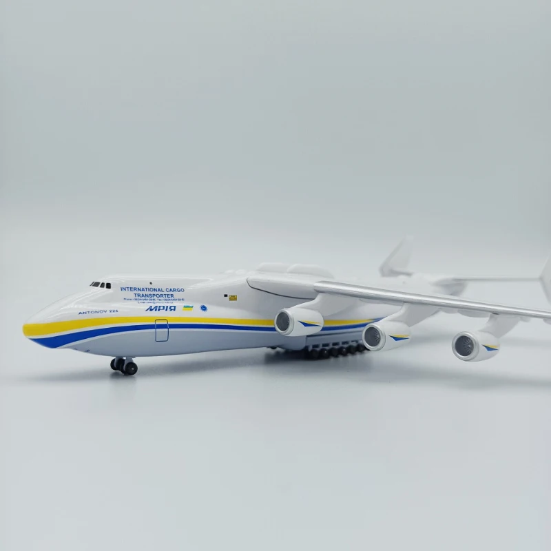 Модель самолета Mriya в масштабе голубая Украина An-225 AN-124 |
