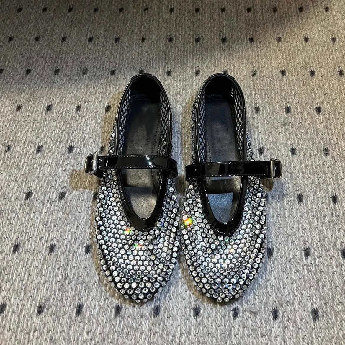 Роскошные дизайнерские сетчатые балетки на одной пуговице женские туфли Мэри