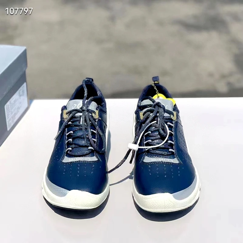 Golf Men's Shoes Medium Top Thick Sole Brand Anti-Skid Wear-Resistant Leather Waterproof Sports Shoes  Men's Hiking  Shoes