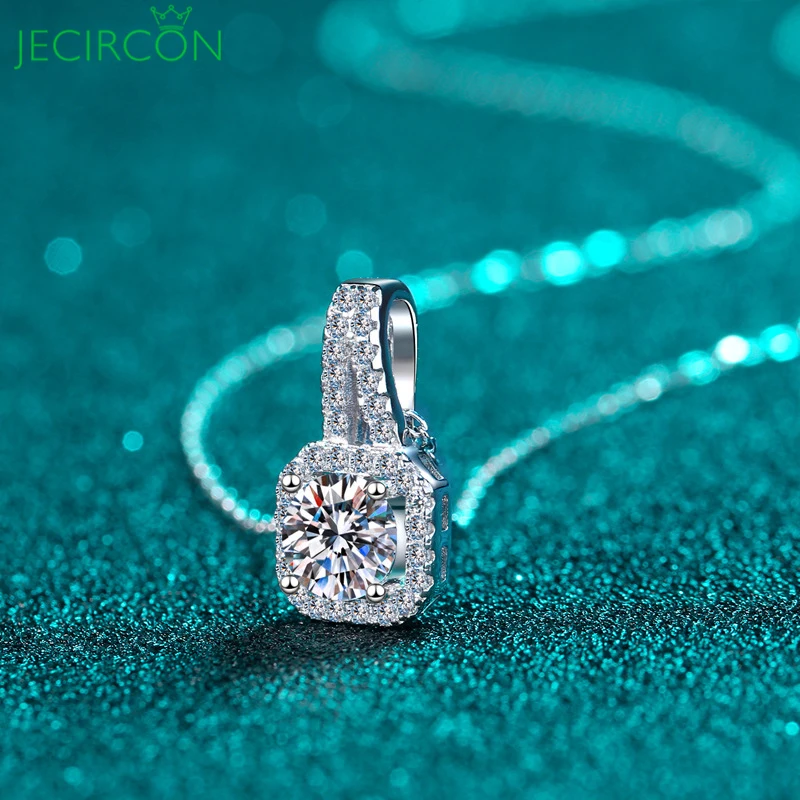 

JECIRCON 0.5/1/2 Carat D Color Moissanite Necklace for Women 4-claw Sachet Pendant 100% 925 Sterling Silver pt950 Clavicle Chain