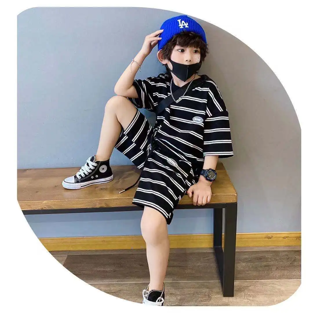 Children's 2022 Summer Fashion Striped Short-Sleeved T-shirt and Shorts Suit Boys' New Suit