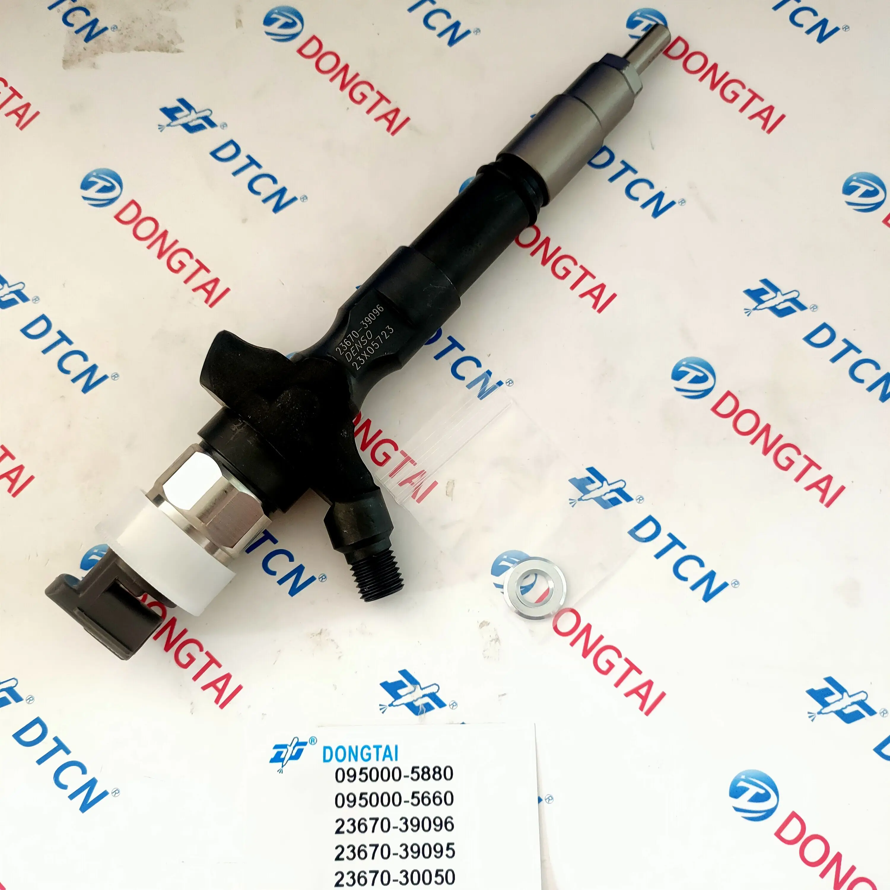 Common Rail 095000-5880 095000-5881 095000-5660 23670-30050 23670-39096 23670-39095 для двигателя 2KD-FTV