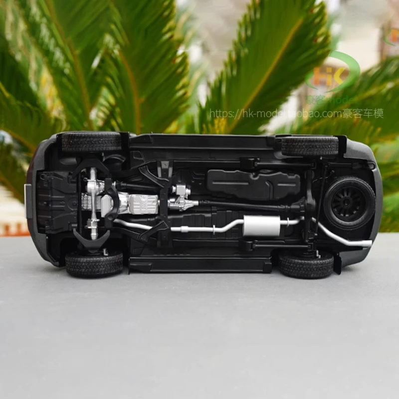 Оригинальный литой под давлением масштаб 1:18 MUX внедорожник модель автомобиля из