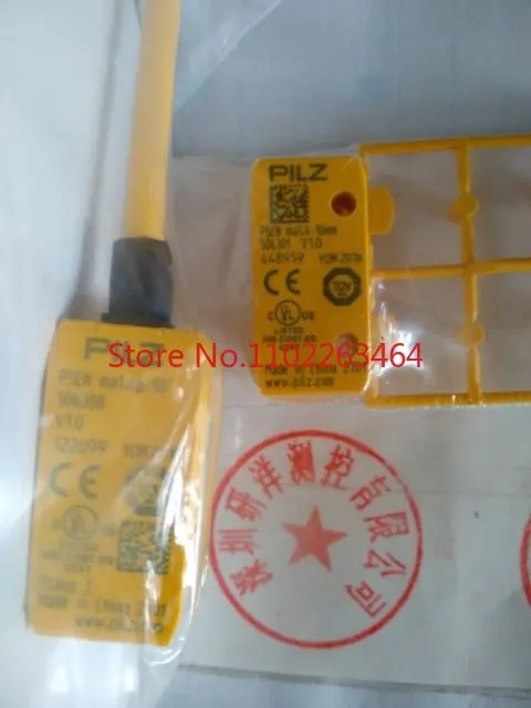 Датчик pilz psen cs3. Крыло переднее левое mb sprinter classic. A9016300717. 3093587 роликовая опора тип 6. Mercedes sprinter 208 - 414 04.