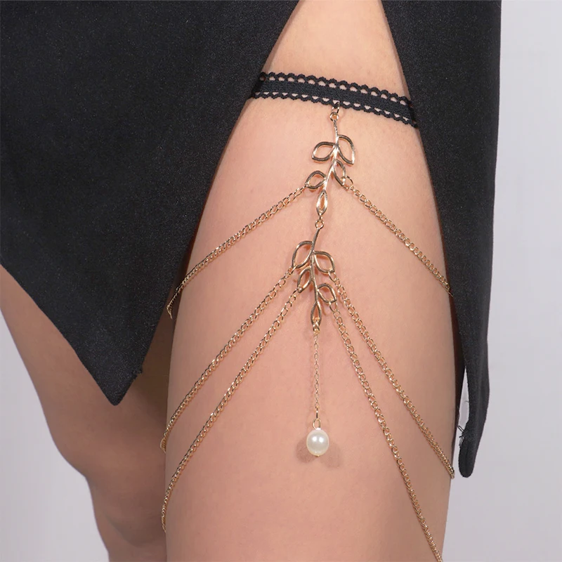 

Bohemian Shiny Rhinestones Leg Chain for Women Sexy Long Tassel Snake Pendants Leg Thigh Harness Beach Nightclub Body Jewelry
