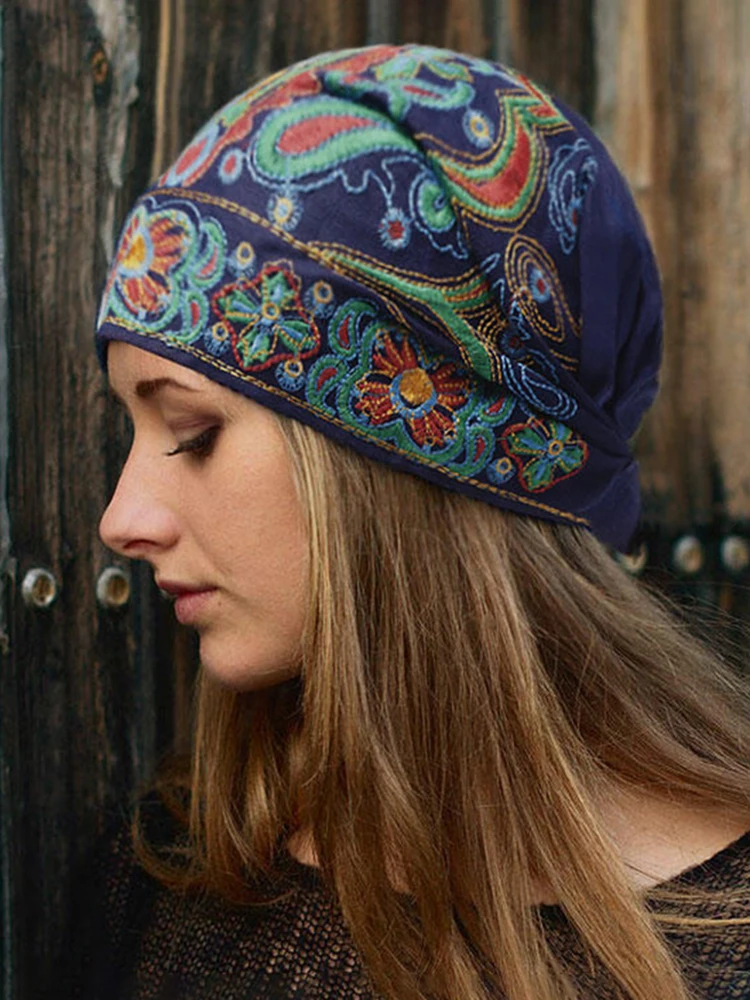 

Vintage Embroidered Floral Hollow Out Hat