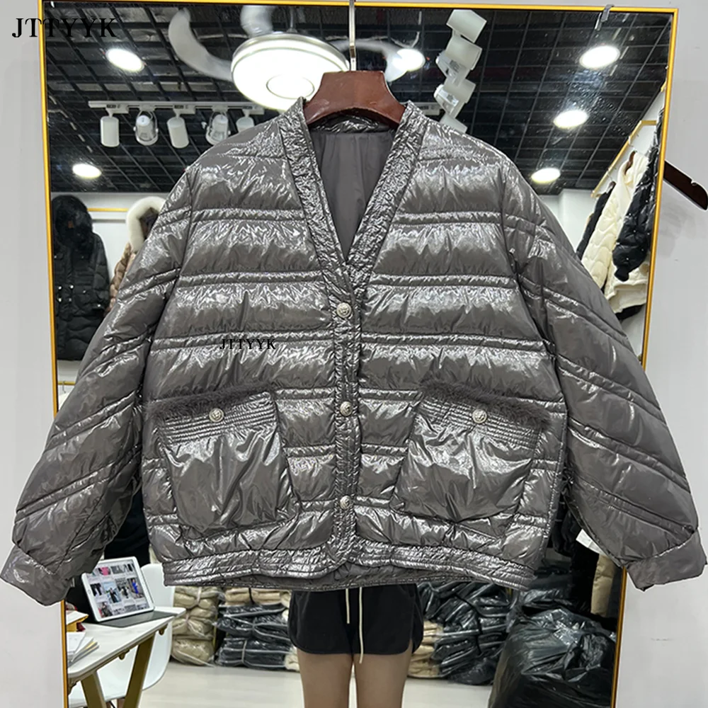 

2022 New Ultra Light Women Short White Duck Down Jacket Female Loose Windproof Parkas Fashion Puffer Coat Outwear Autumn