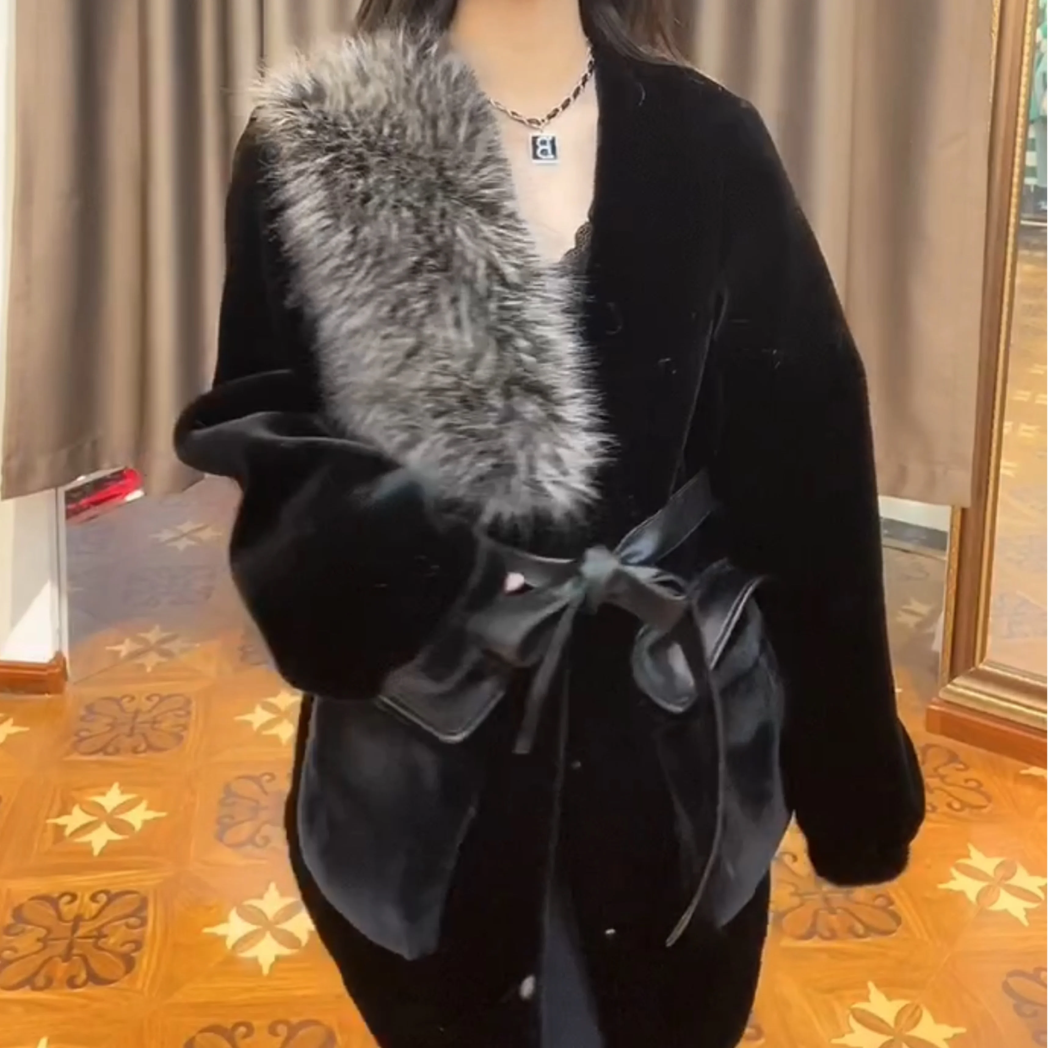 European Fur Long Sleeve Women 2022 Winter Coats Fashion Toka Double Face Wool Leather Warm Mid-Length Casual Faux Fur Jacket