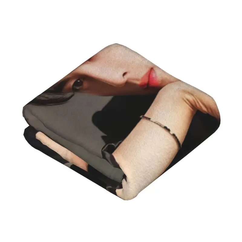 Настоящие красивые одеяла на заказ теплое фланелевое одеяло Hwang в Youp Cha EunWoo