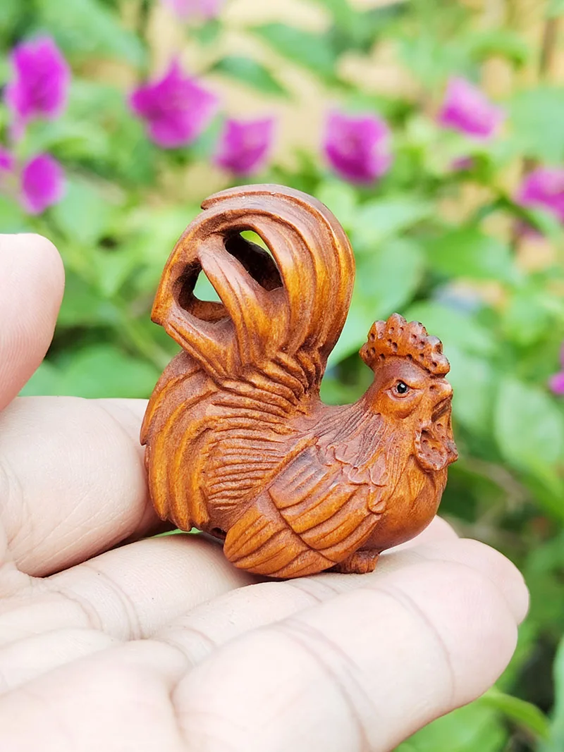 

Ручной резной нецсуке из самшита "Красивый петух"