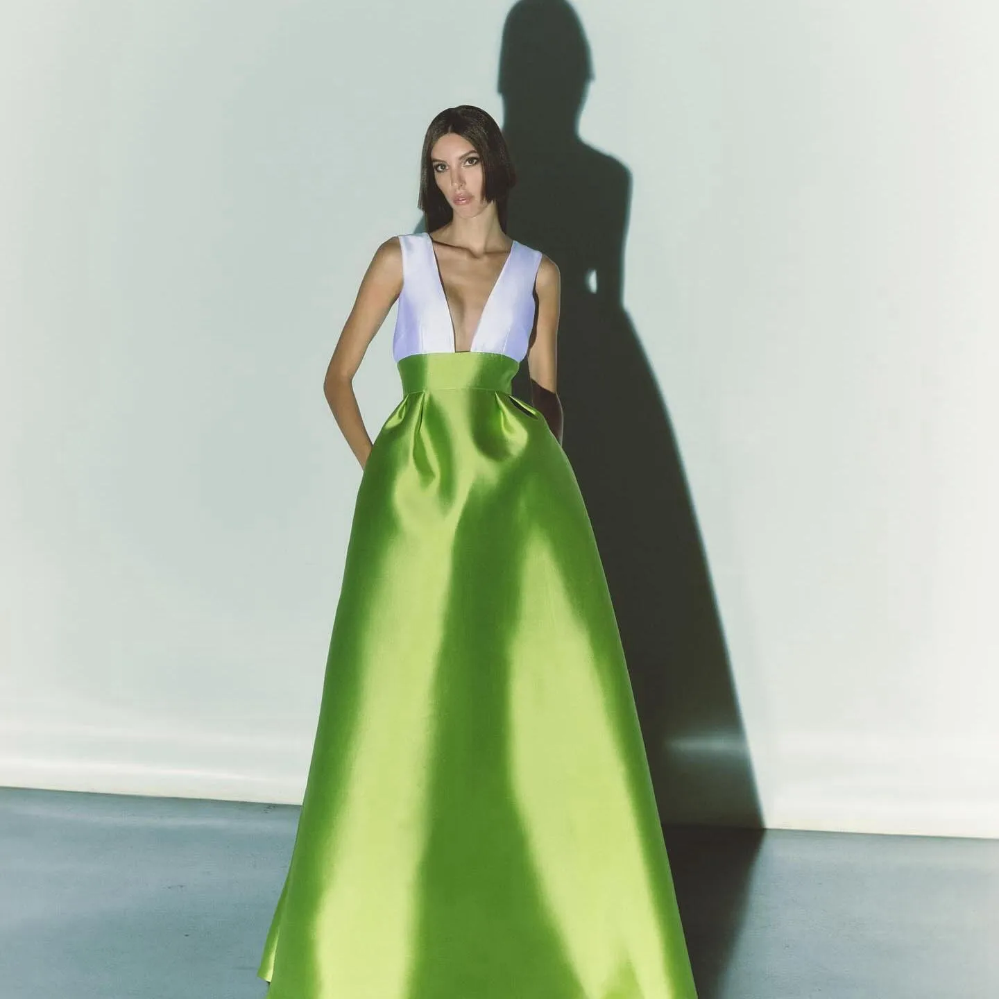 Красивая зеленая весенняя макси-юбка высокого качества плиссированная атласная