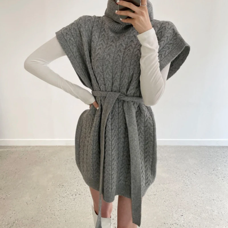 

2023 Female Vinatge Gray Twist Knitted Vest Women All-Match Turtleneck Loose Spring Fall Solid Sweater Waistcoat with Belt Indie