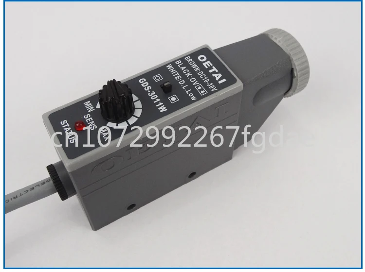 

100% New Original OETAI Color Code Sensors GDS-3011W GDS-3011R GDS-3011G GDS-3011B