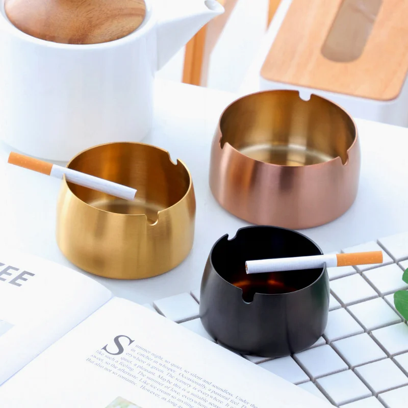 

Золотая креативная пепельница из нержавеющей стали для столовой, домашний стол, 1 шт., круглая пепельница, 3 размера, многоразовая пепельница...