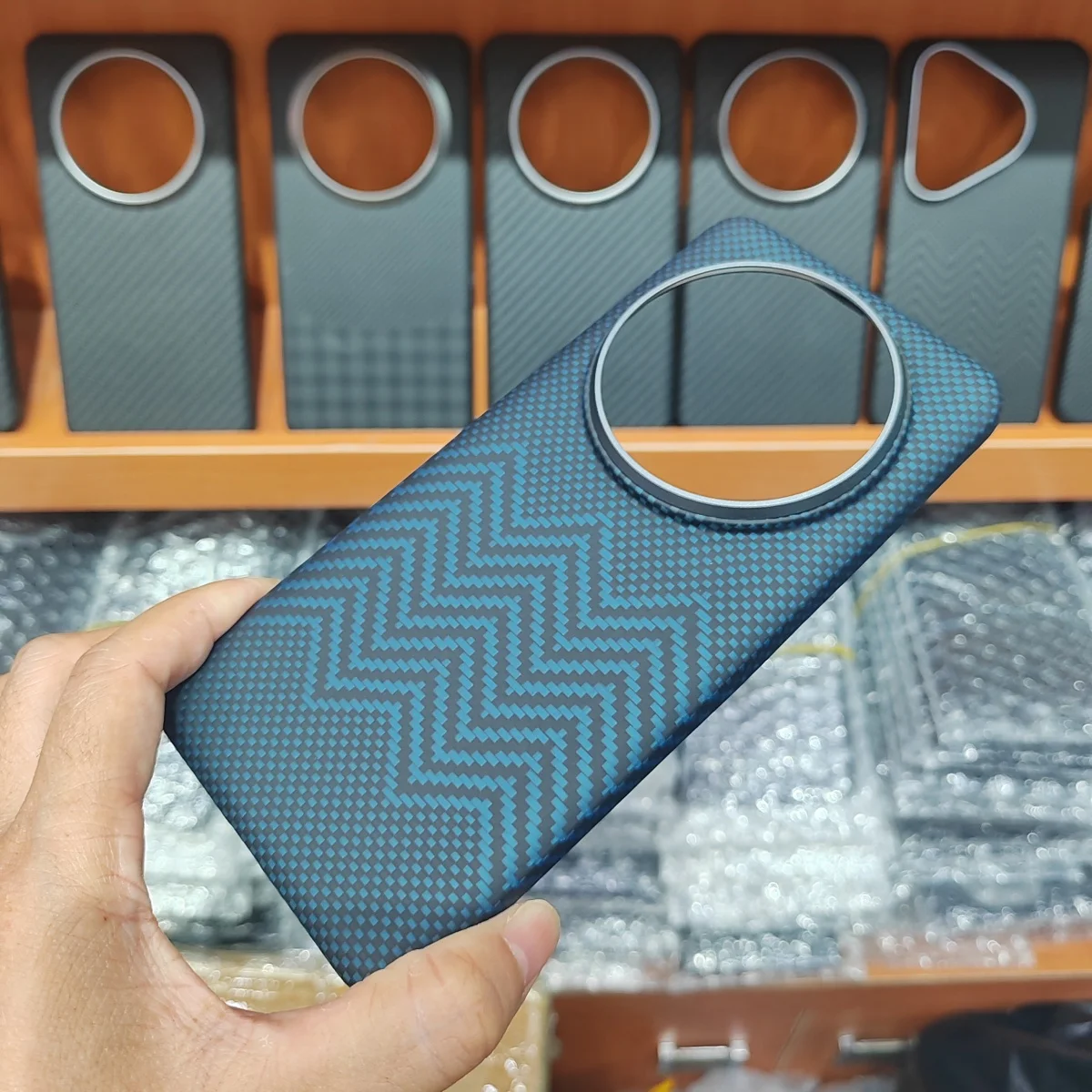 Магнитный чехол для телефона из настоящего углеродного волокна 600D Xiaomi 14 ультра