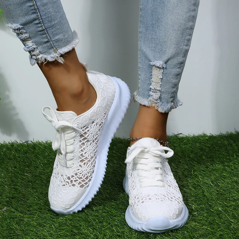 

Sneakers Ladies Casual Shoes Breathable Lightweight Thick Sole Fashion Ice Silk Mesh Thick Sole Large Size Vulcanized Shoes35-42
