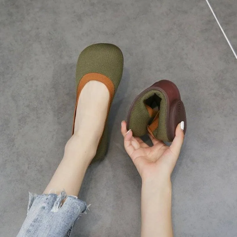 Женские туфли без шнуровки Вулканизированная подошва круглый носок плоская