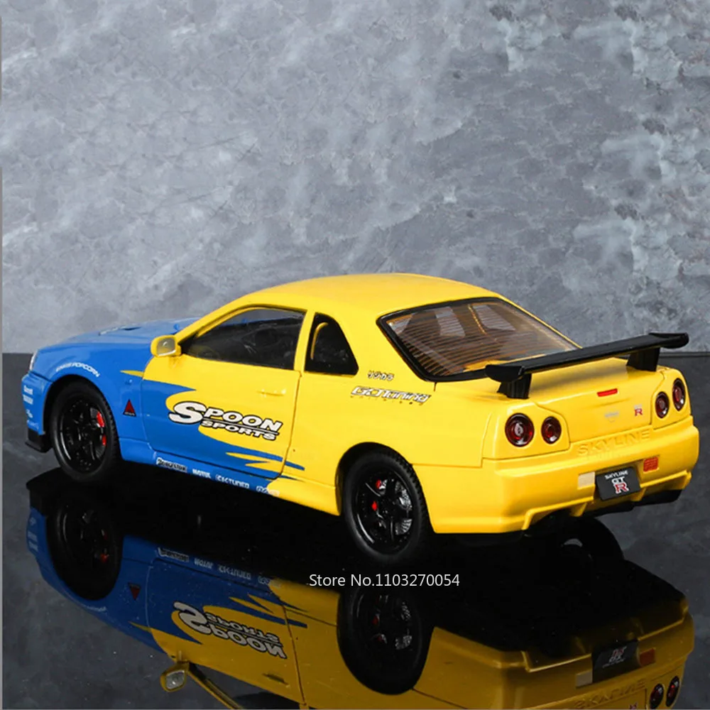 1:24 Nissan SKYLINE GTR Автомобиль Игрушечная модель из сплава литой под давлением