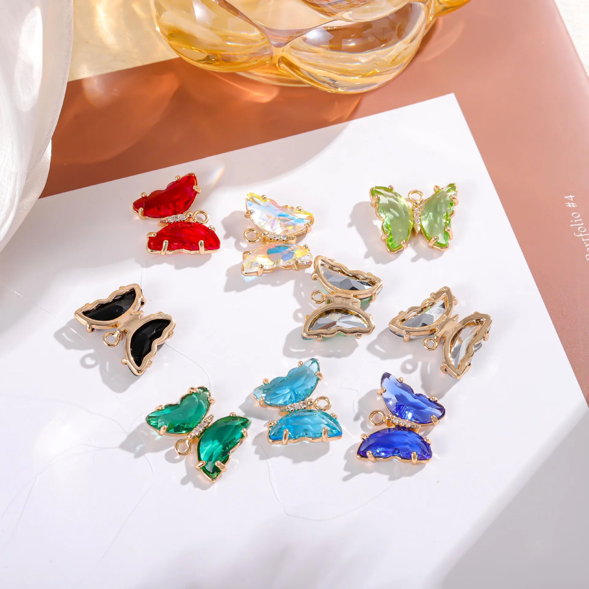 20 шт./пакет модное градиентное цветное ожерелье с кристаллами и бабочкой кулон