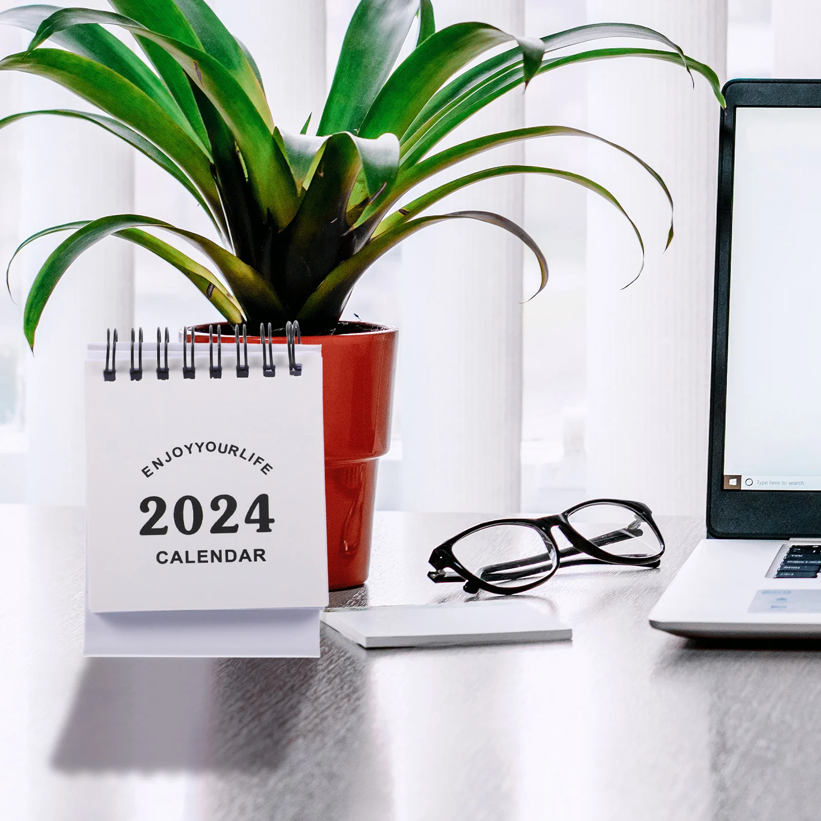 

Decor 2024 Mini Desk Calendar Desktop Decorative White Monthly Daily Use Office