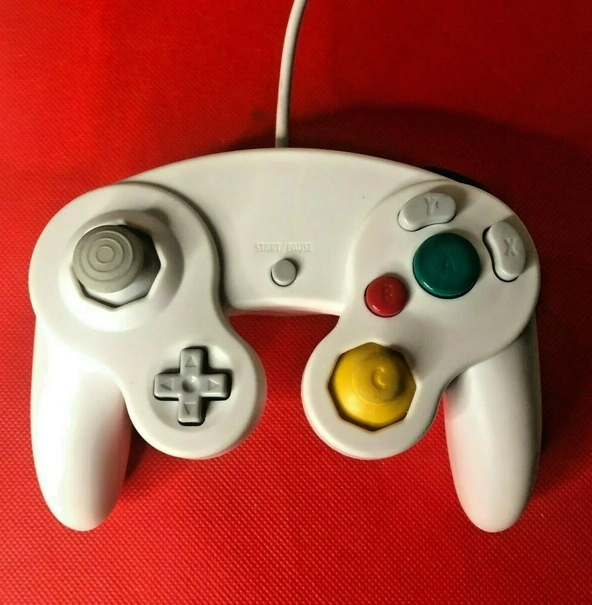 

Game Cube/ Nintendo Wii Controller Gamepad White UNOFFICIAL WORKING