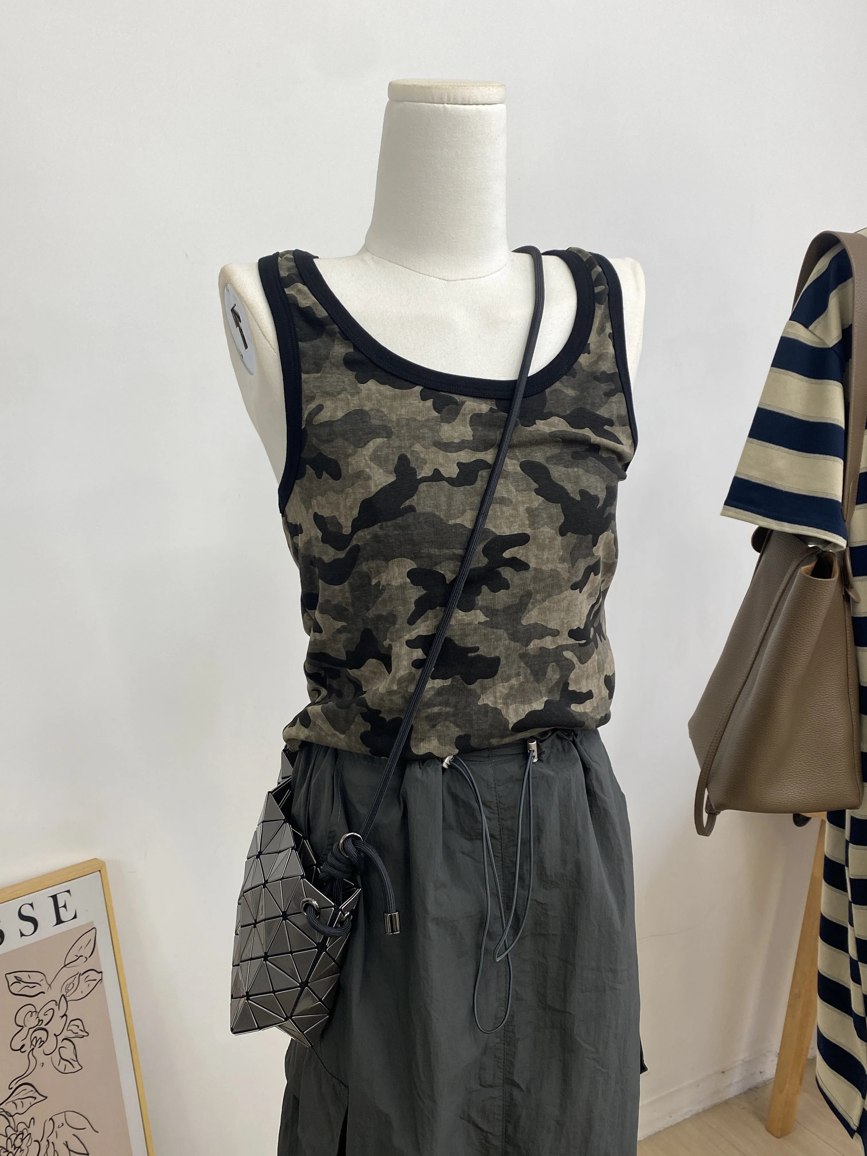 Модный Камуфляжный жилет в корейском уличном стиле Облегающая рубашка на