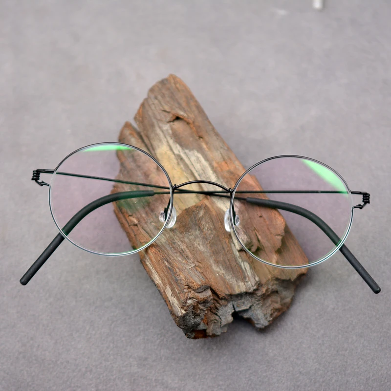 

Титановые круглые оптические очки в стиле ретро для мужчин и женщин, ультралегкие мужские очки без винтов для близорукости, винтажные Роско...