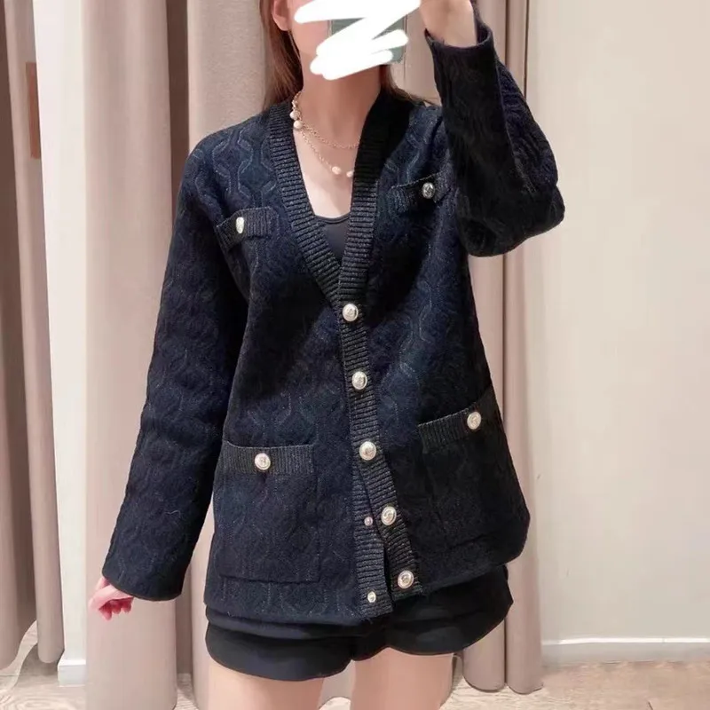 New Arrival Jackets for Women French Retro Vintage Women Jackets Knitted Jacquard Metal Clasp Woman Coat Women Coat and Jackets