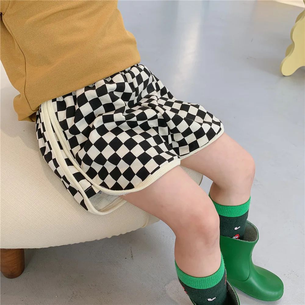 

Summer Baby girls Chessboard all-match shorts Children cotton loose shorts 1-6Y