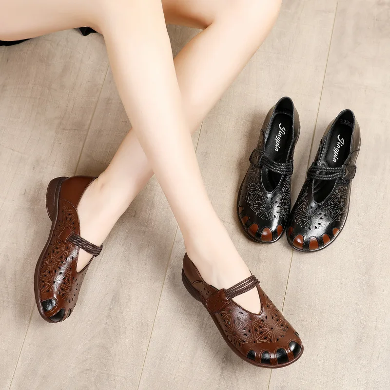 Xiuteng National Style Hollow Flat Shoes Women's Summer New Leather One Pedal Breathable Hollow Grandma Shoes Middle-Aged Shoe