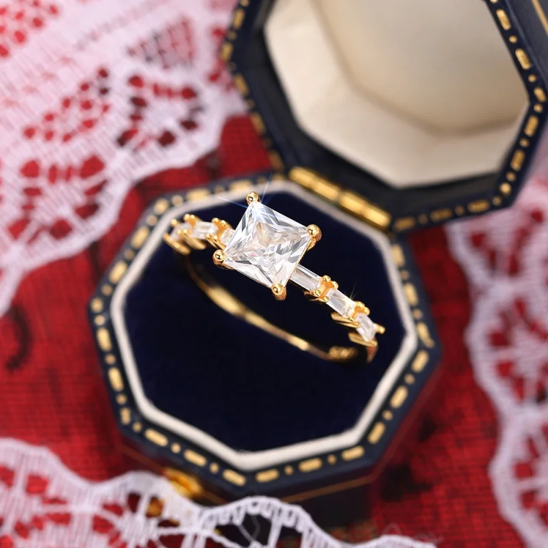 Huitan стерлингового серебра 925 пробы элегантные кольца принцессы с фианитом для