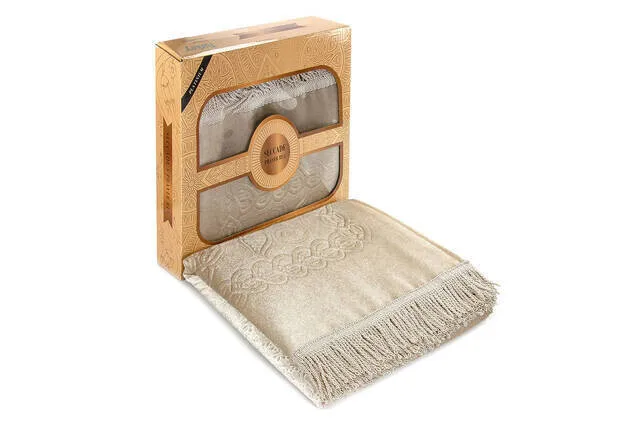 IQRAH Boxed Prayer Rug-Cream Color