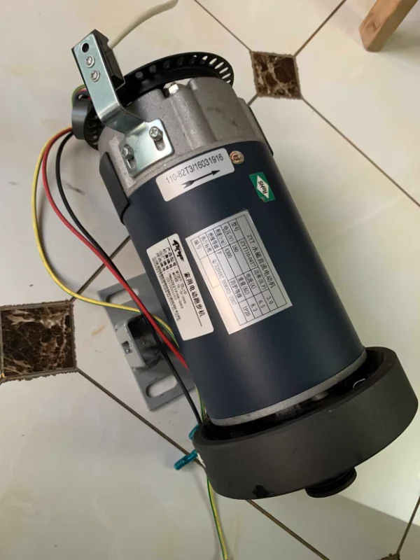 

180 в 4300 дюйма; Двигатель постоянного тока с постоянным магнитом D 2HP