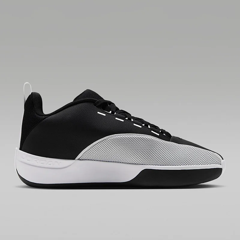 Фото Мужские баскетбольные кроссовки Nike Jordan IQ6583‑001, нескользящие, износостойкие, дышащие, для занятий спортом на корте. №3