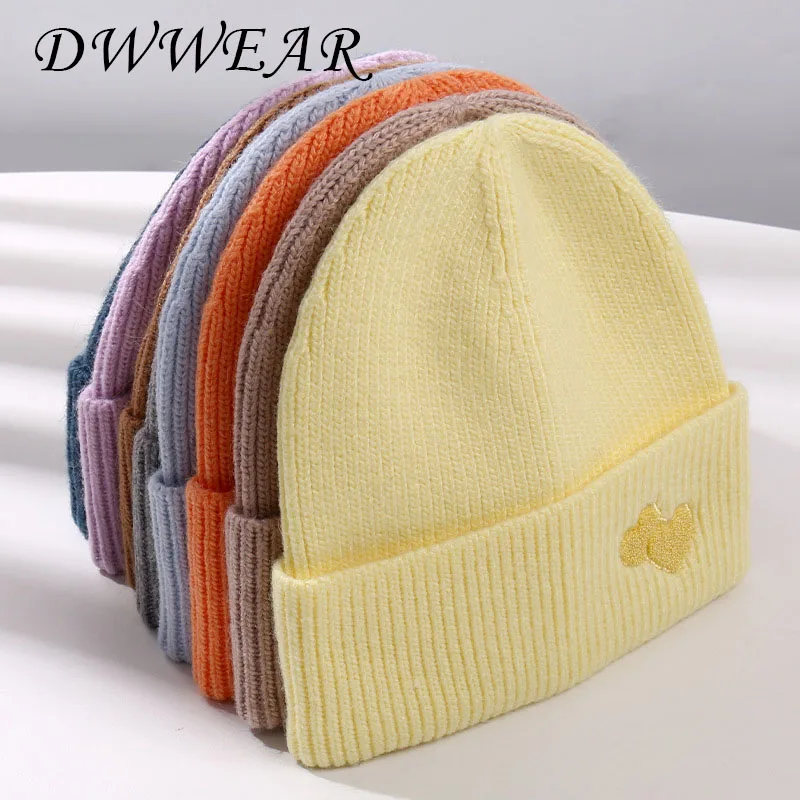 

Tiktok hot selling winter hat Women's autumn versatile Korean thickened warm ear protection knitted hat orange cap for women